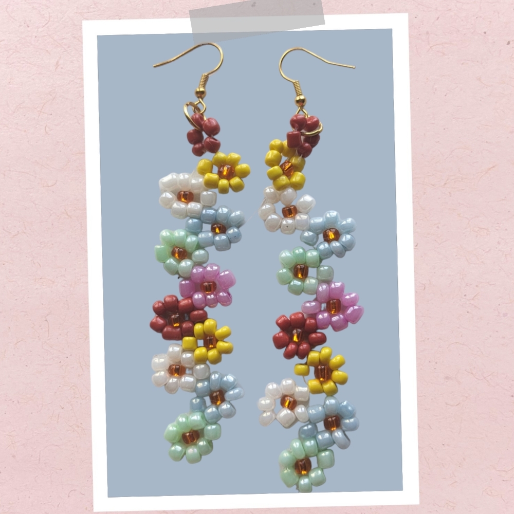 🌹New* Multicolor Flower  Beaded Earrings